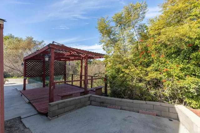 $220,000 | 2130 Sunset Drive, Unit 135, Vista, CA 92081