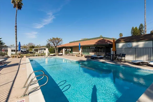 $220,000 | 2130 Sunset Drive, Unit 135, Vista, CA 92081