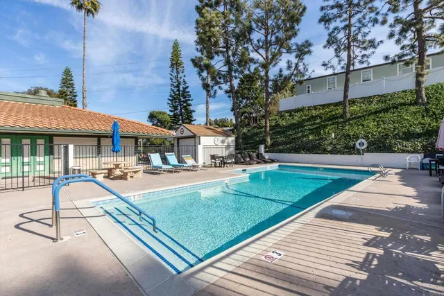 $220,000 | 2130 Sunset Drive, Unit 135, Vista, CA 92081