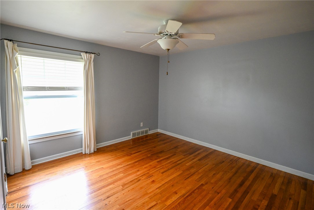 1313 Richmond Road Lyndhurst, OH 44124 - Photo 17 of 32 Gallery Image 17