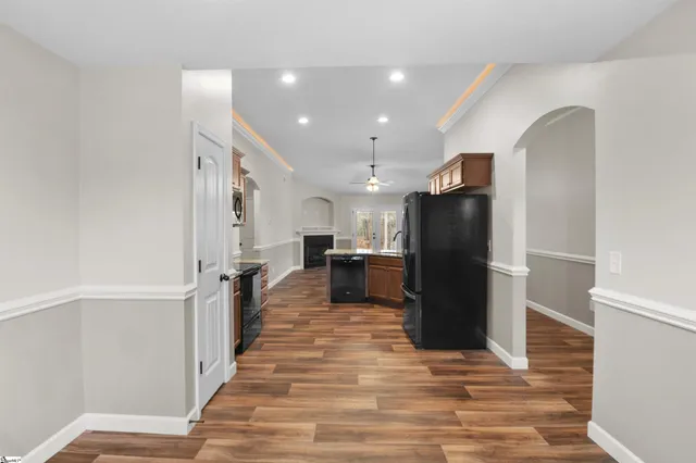 $339,999 | 211 Daybreak Court, Wellford, SC 29385