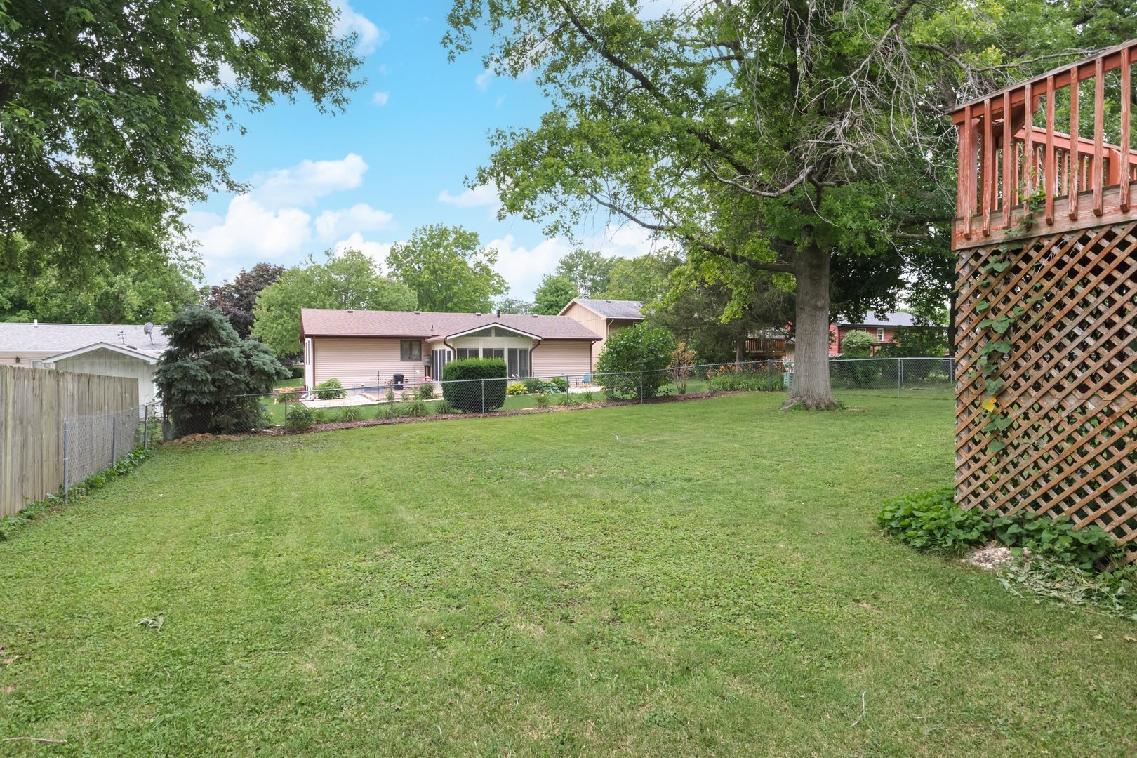 707 Chester Drive Normal, IL 61761 - Photo 2 of 3