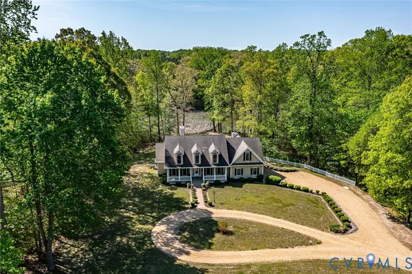$776,000 | 51 Grand Villa Drive, Weems, VA 22576