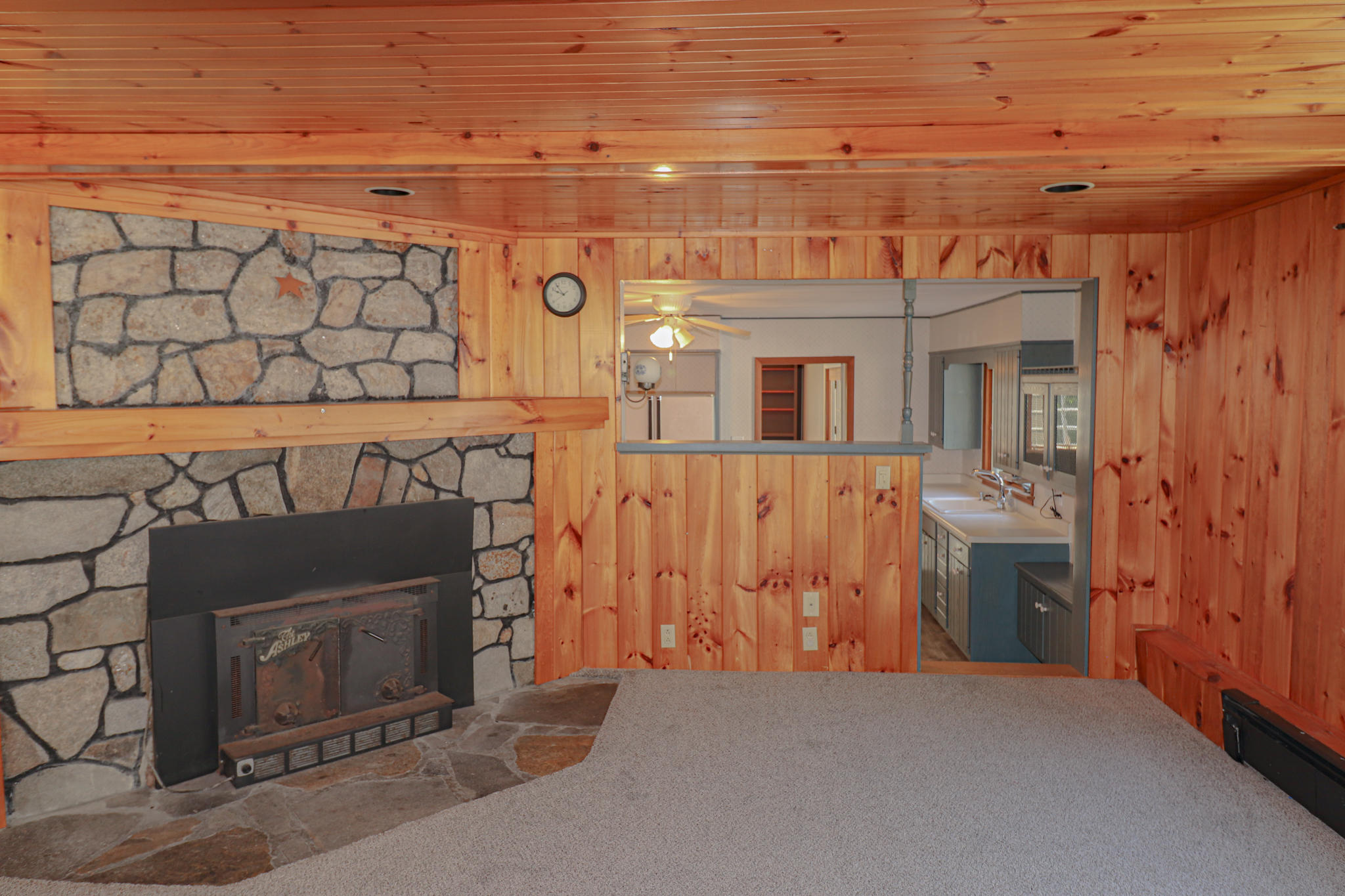137 Backkingdom Road Mexico, ME 04257 - Photo 15 of 51 IMG_6215
