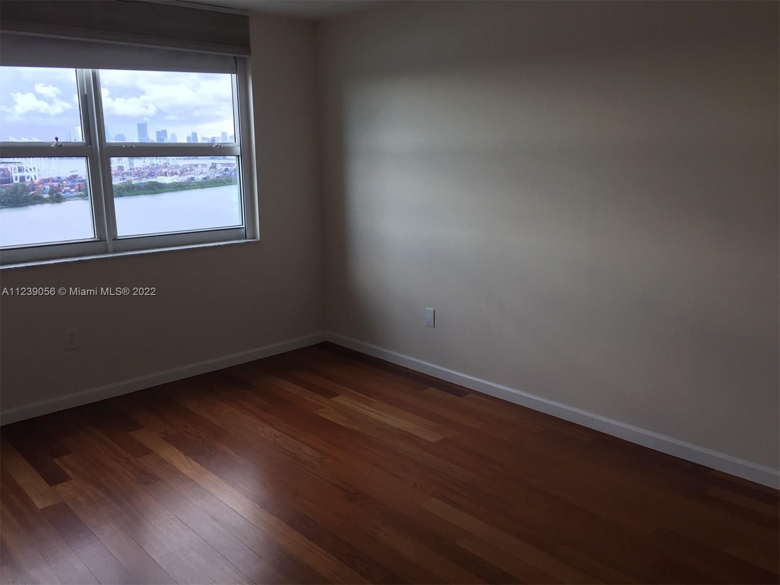 90 Alton Road, Unit 2202 Miami Beach, FL 33139 - Photo 14 of 26 Gallery Image 14