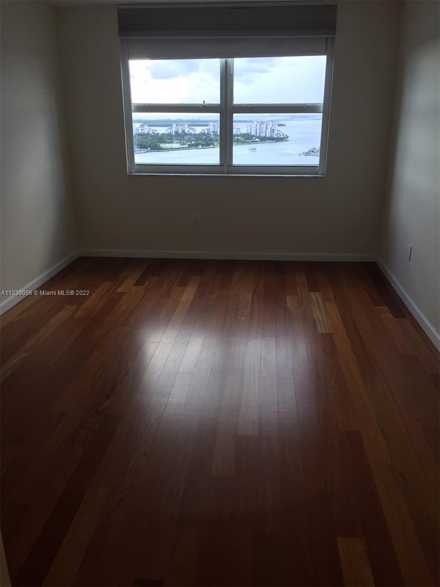 90 Alton Road, Unit 2202 Miami Beach, FL 33139 - Photo 16 of 26 Gallery Image 16