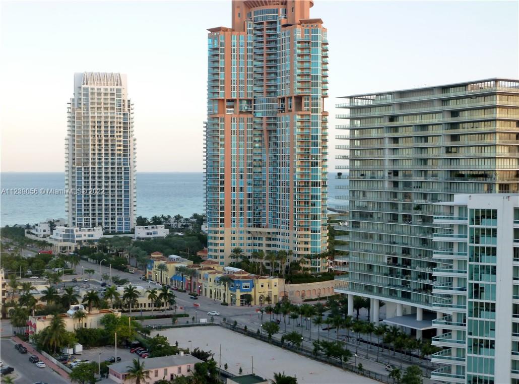 90 Alton Road, Unit 2202 Miami Beach, FL 33139 - Photo 20 of 26 Gallery Image 20