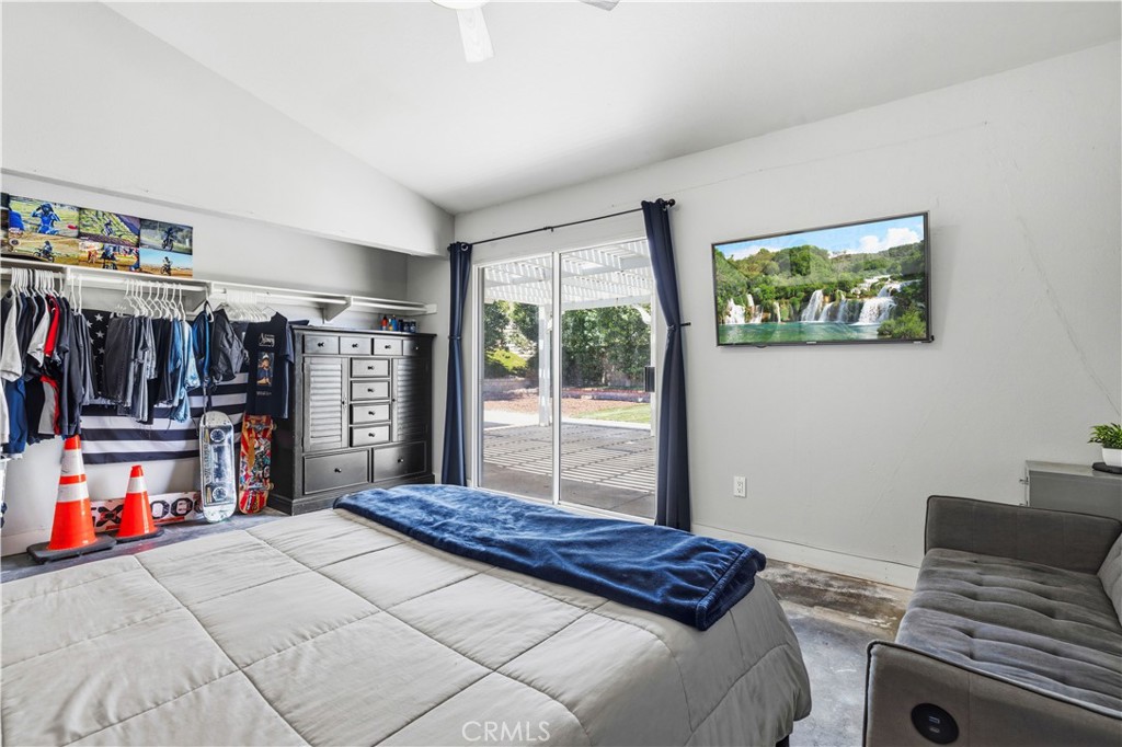 28221 Branch Road Castaic, CA 91384 - Photo 17 of 26