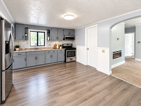 $2,275 | 138 Camden Street, Unit 1, Methuen, MA 01844