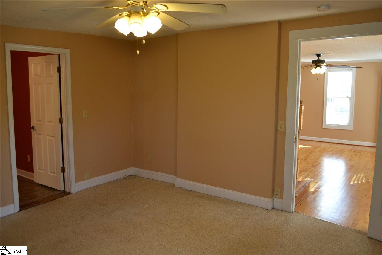 1911 McKelvey Road Fountain Inn, SC 29644 - Photo 14 of 25