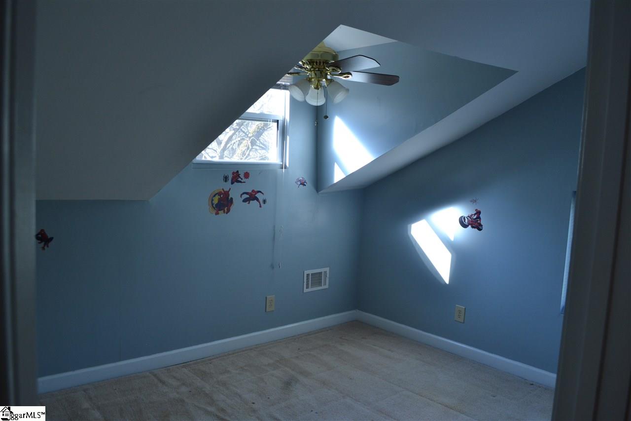 1911 McKelvey Road Fountain Inn, SC 29644 - Photo 19 of 25