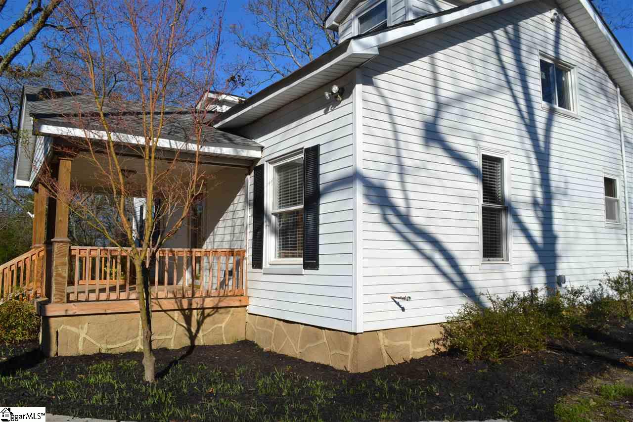 1911 McKelvey Road Fountain Inn, SC 29644 - Photo 3 of 25