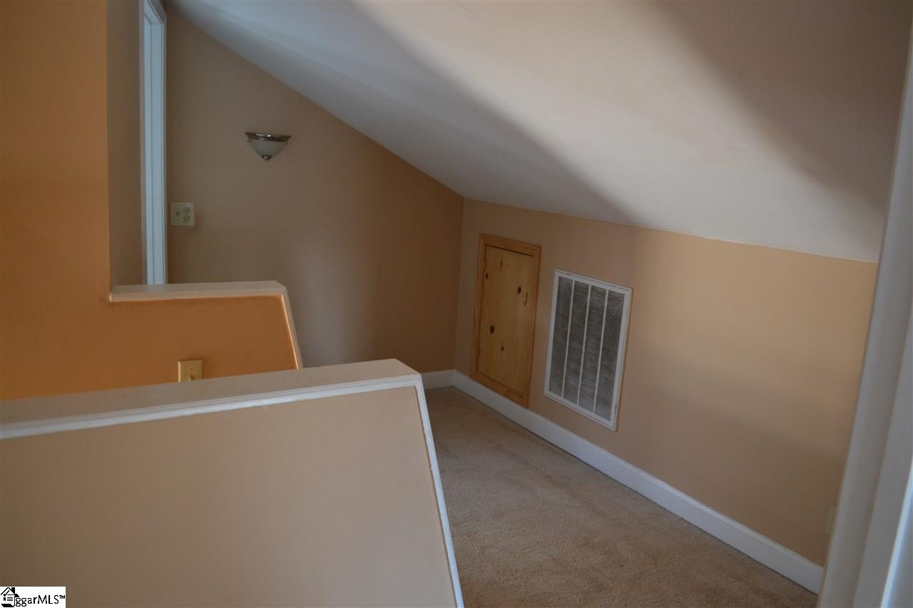 1911 McKelvey Road Fountain Inn, SC 29644 - Photo 22 of 25
