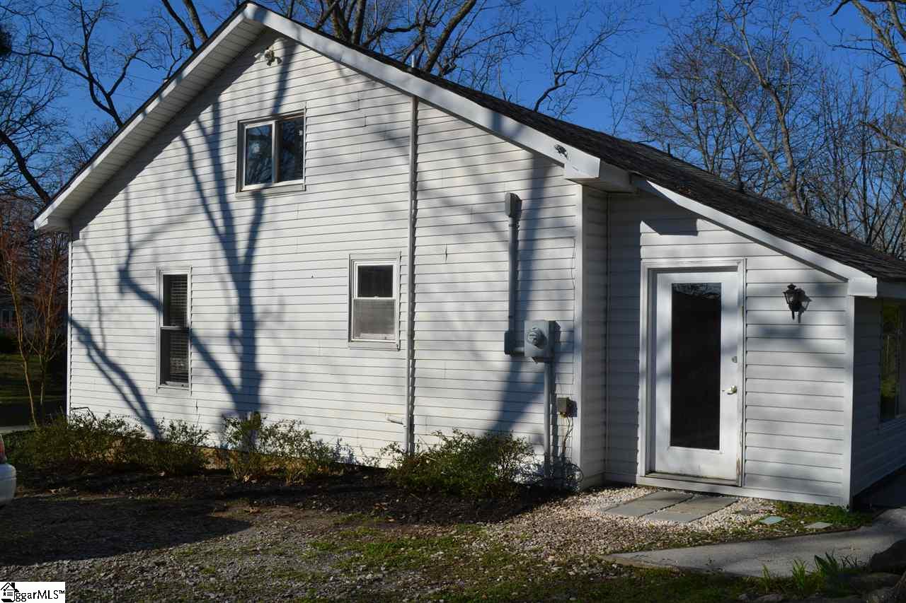 1911 McKelvey Road Fountain Inn, SC 29644 - Photo 7 of 25