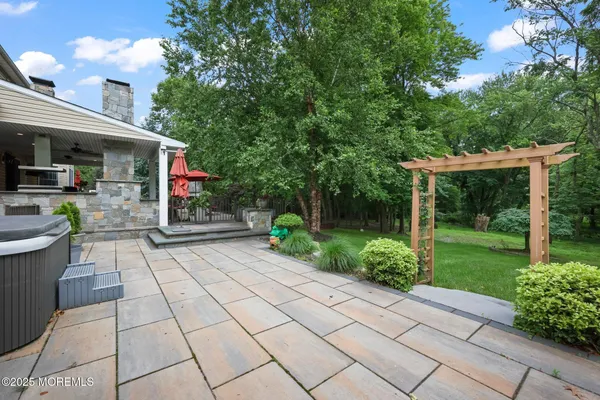$1,649,000 | 4 White Pines Way, Freehold, NJ 07728