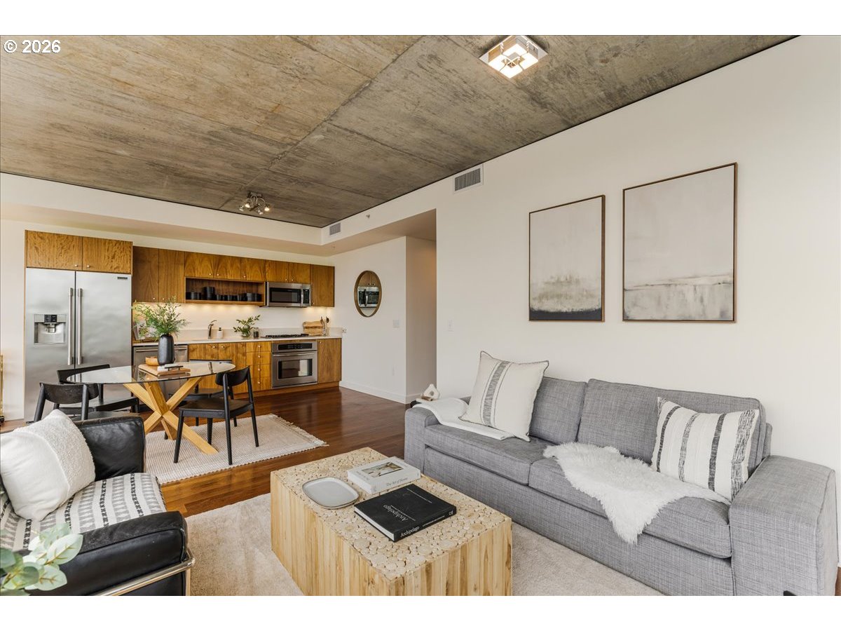 1926 West Burnside Street, Unit 301 Portland, OR 97209 - Photo 11 of 38