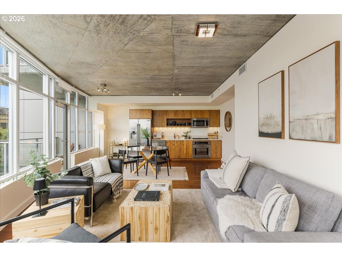 1926 West Burnside Street, Unit 301 Portland, OR 97209 - Photo 10 of 38