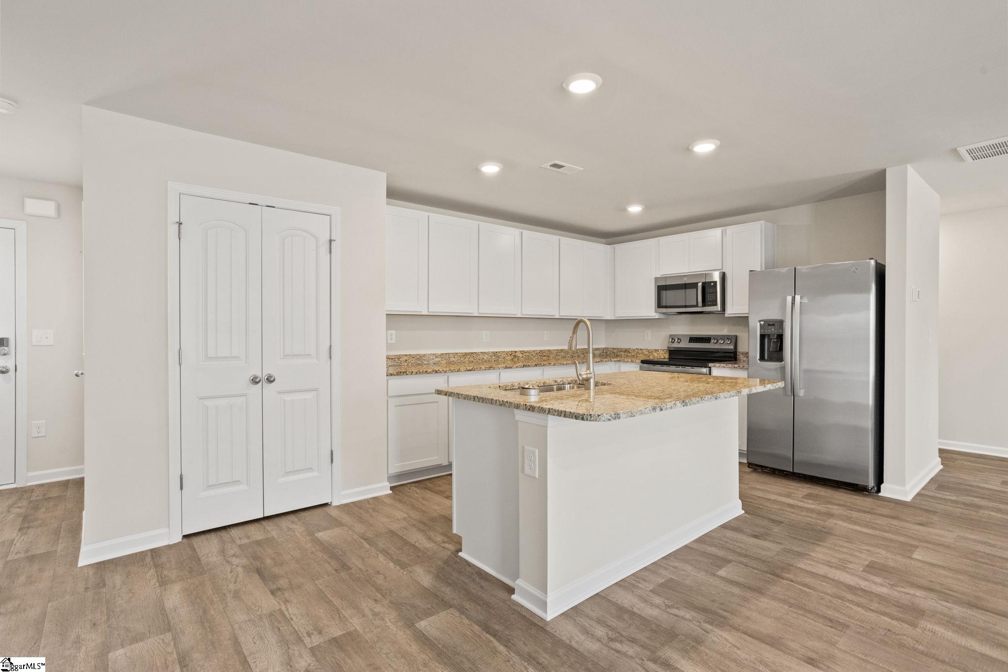 217 Green Pasture Road Fountain Inn, SC 29644 - Photo 5 of 30 Gallery Image 5
