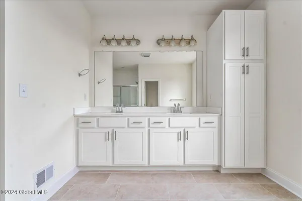 $857,500 | 1 Brookhaven Court, Wilton, NY 12866