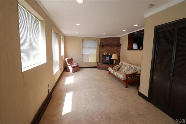 $679,000 | 3305 Municipal Drive, Whitehall, PA 18052