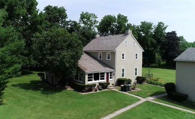 $649,900 | 3305 Municipal Drive, Whitehall, PA 18052