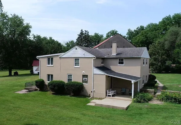 $679,000 | 3305 Municipal Drive, Whitehall, PA 18052