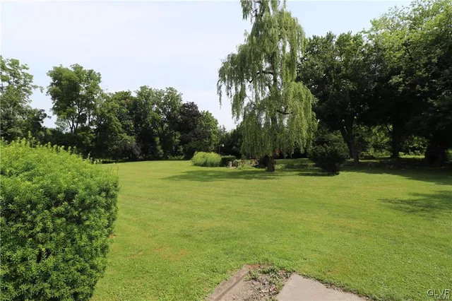 $649,900 | 3305 Municipal Drive, Whitehall, PA 18052