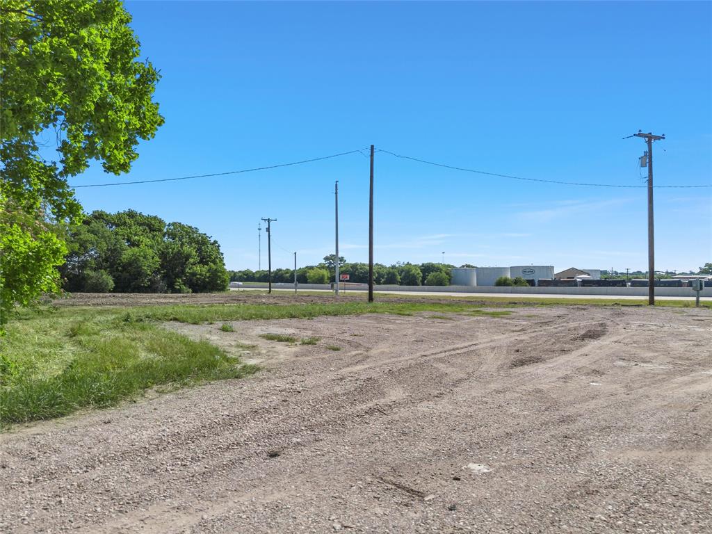 100 West 3rd Street Eddy, TX 76524 - Photo 11 of 14 a view of a lake with a big yard