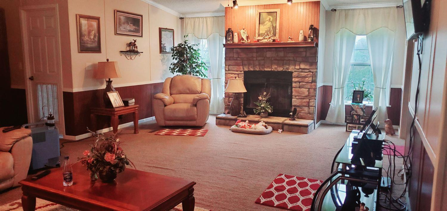 1893 Hawk Creek Road London, KY 40741 - Photo 7 of 22 Photo 7