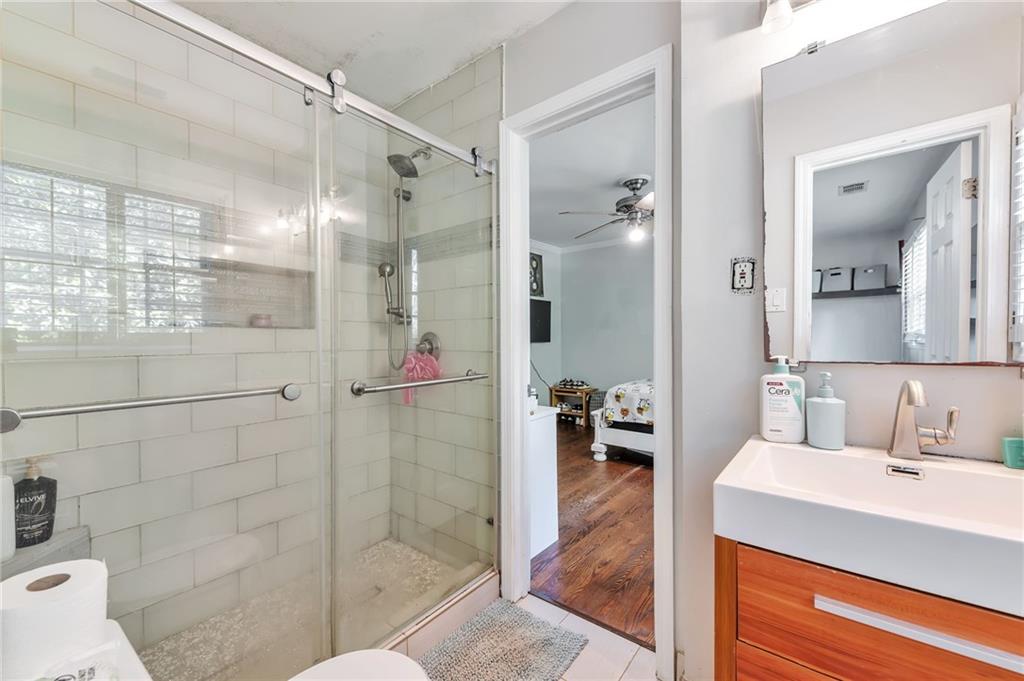 1651 Murdock Road Marietta, GA 30062 - Photo 16 of 30
