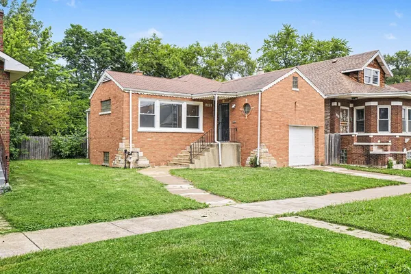 $189,900 | 326 West 107th Place, Chicago, IL 60628