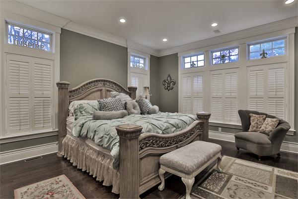 54 Oak Ridge Terrace Lynnfield, MA 01940 - Photo 15 of 30 Gallery Image 15
