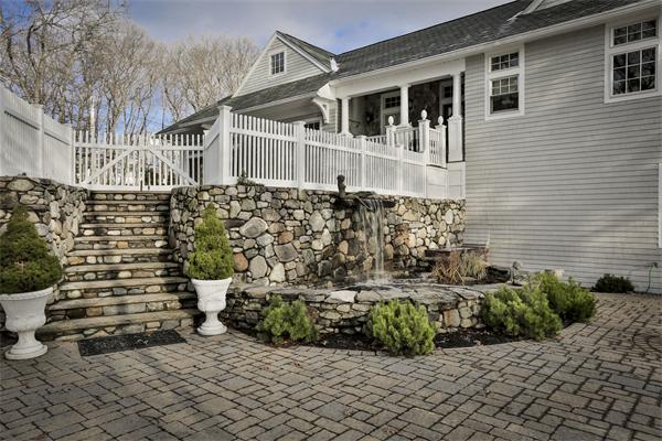 54 Oak Ridge Terrace Lynnfield, MA 01940 - Photo 26 of 30 Gallery Image 26