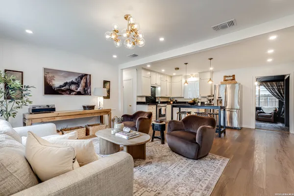 $469,000 | 528 Frey Street, Boerne, TX 78006