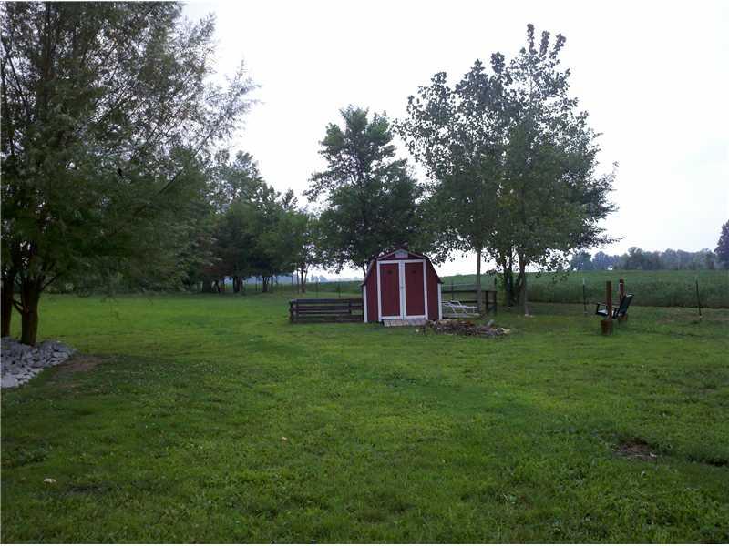 4233 Donnelly Road Anderson, IN 46011 - Photo 17 of 21 Gallery Image 17
