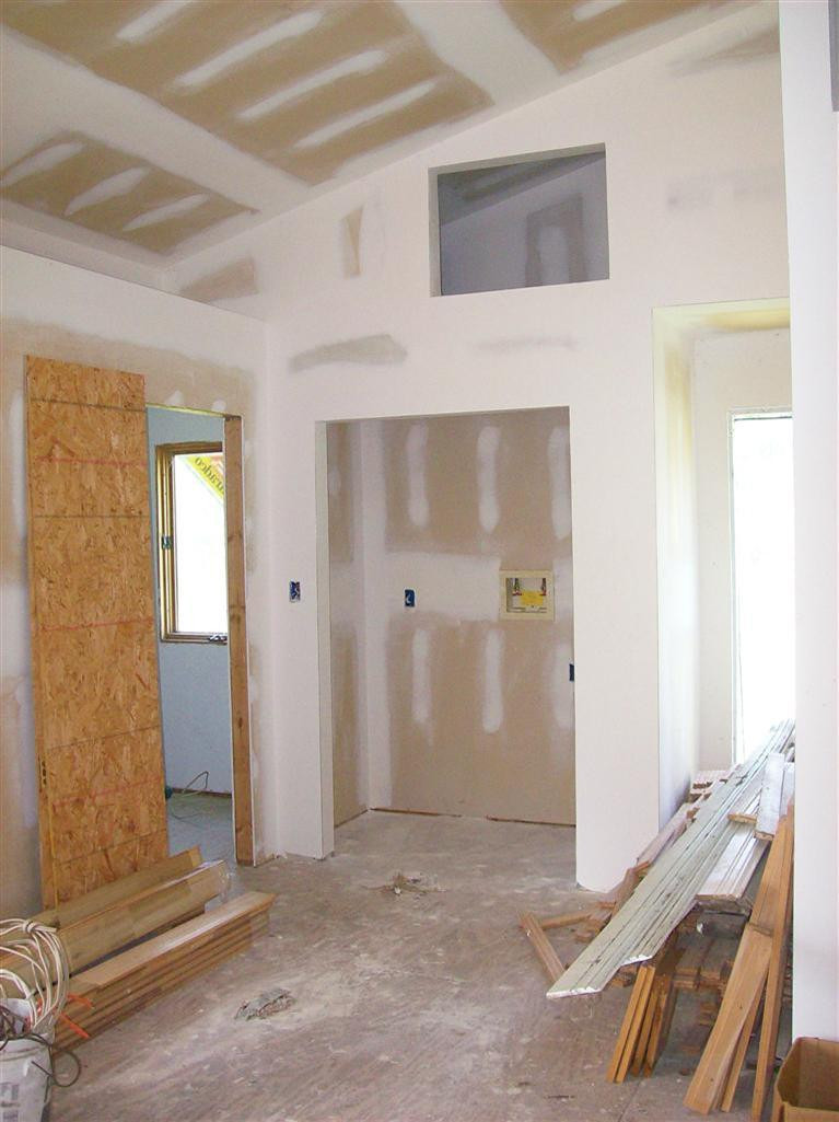1597 North Cleveland Road Lexington, KY 40509 - Photo 30 of 48 Vaulted ceiling / walk-in closet / utili