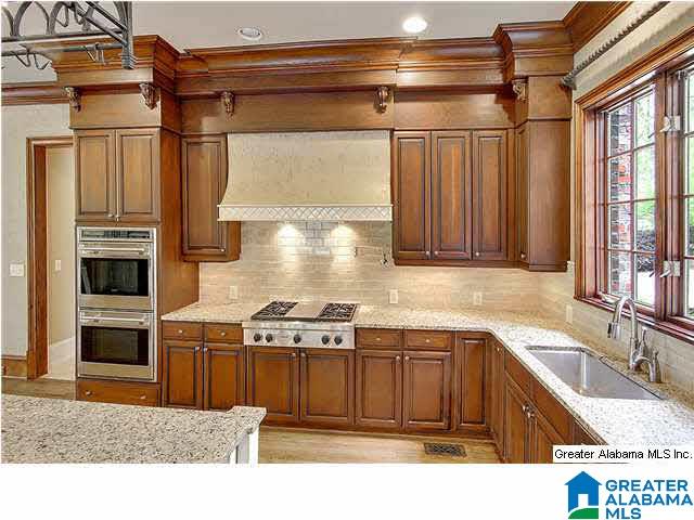 2050 Country Ridge Place Birmingham, AL 35243 - Photo 8 of 24