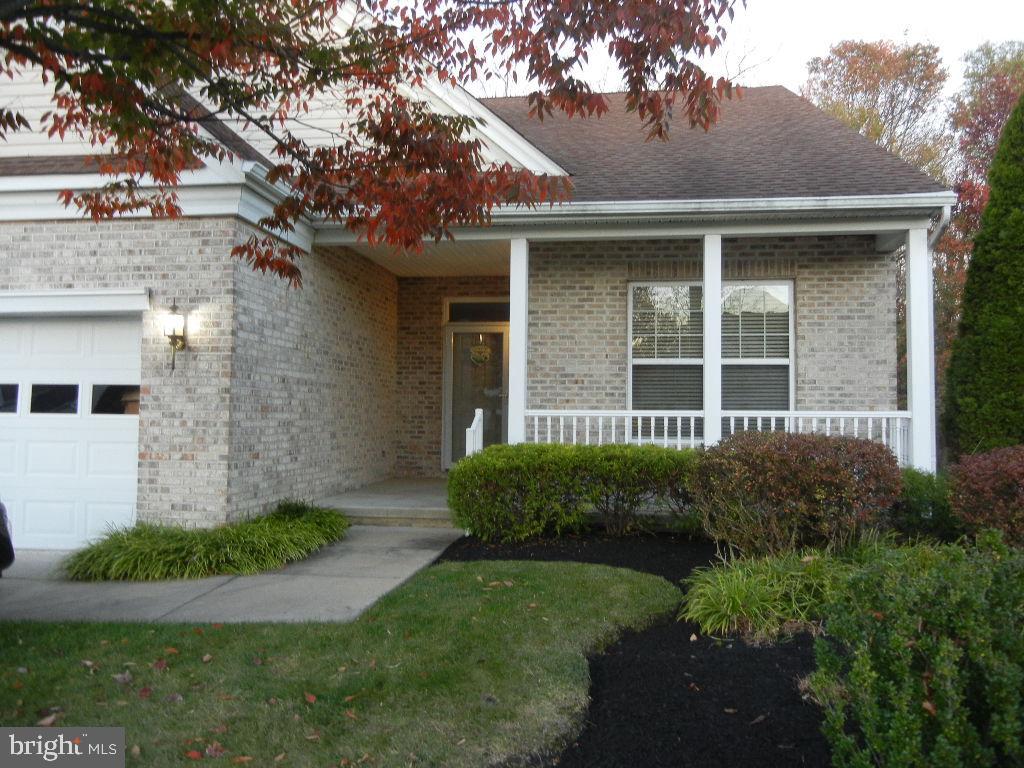70 Lowell Drive Marlton, NJ 08053 - Photo 4 of 52 FULL Brick Front - Great Curb Appeal