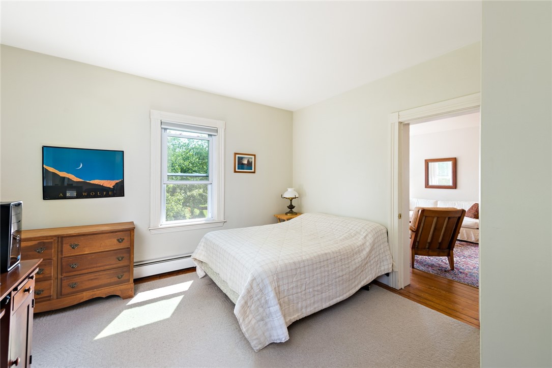 22 Main Street Little Compton, RI 02837 - Photo 14 of 30 2nd floor apartment