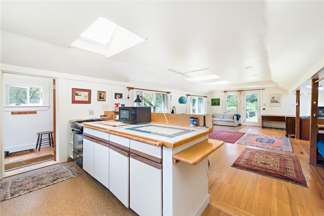 22 Main Street Little Compton, RI 02837 - Photo 18 of 30