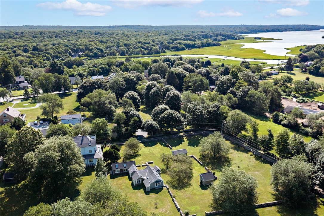22 Main Street Little Compton, RI 02837 - Photo 2 of 30 Proximity to West Branch of Westport River