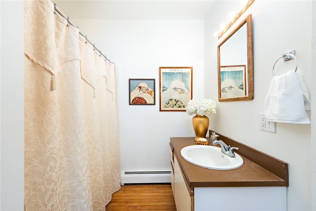 22 Main Street Little Compton, RI 02837 - Photo 10 of 30