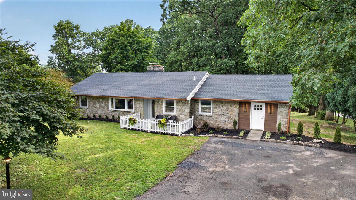315 Quarry Road Spring City, PA 19475 - Photo 2 of 82 Front Exterior
