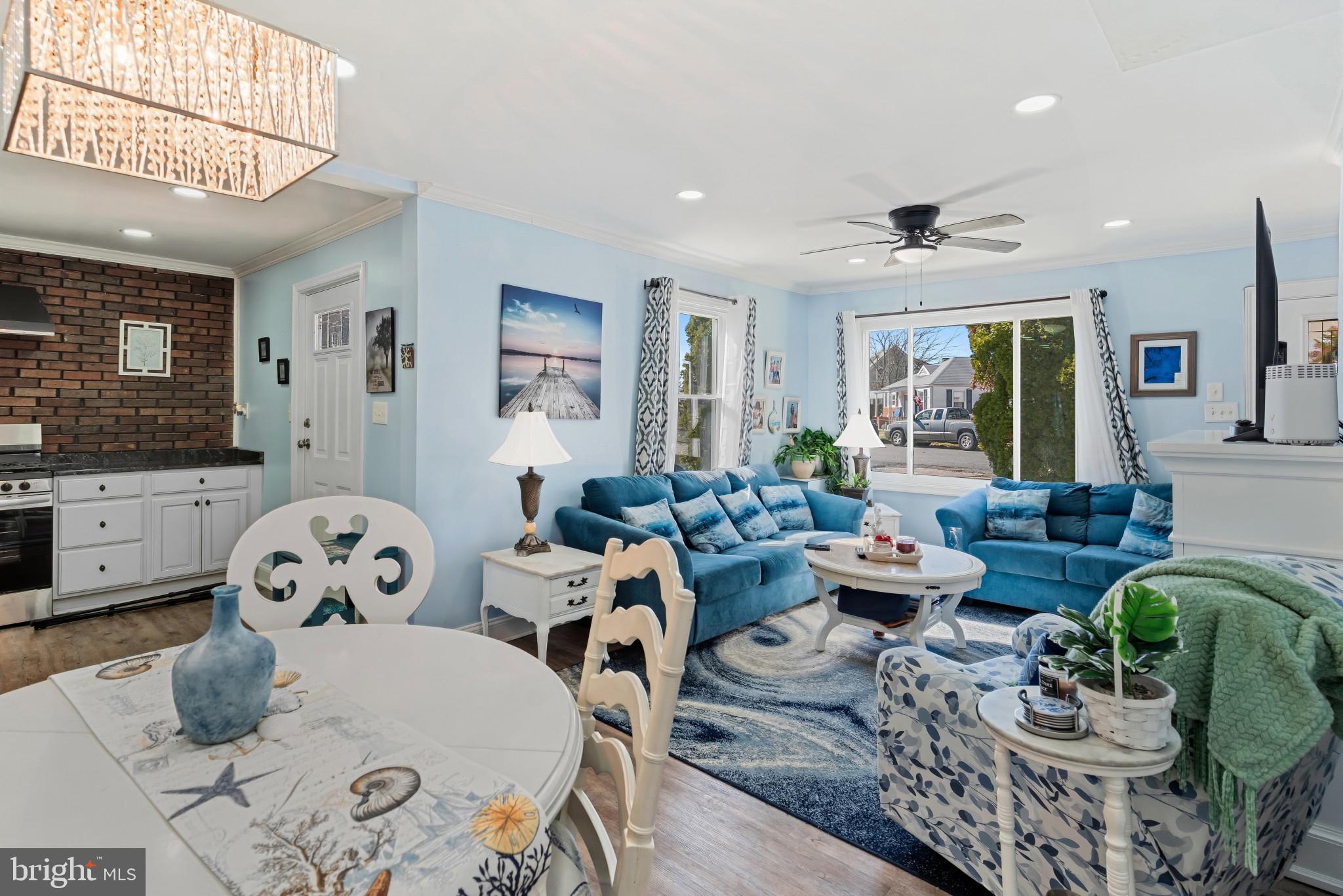 2409 Woodridge Road Baltimore, MD 21219 - Photo 11 of 34