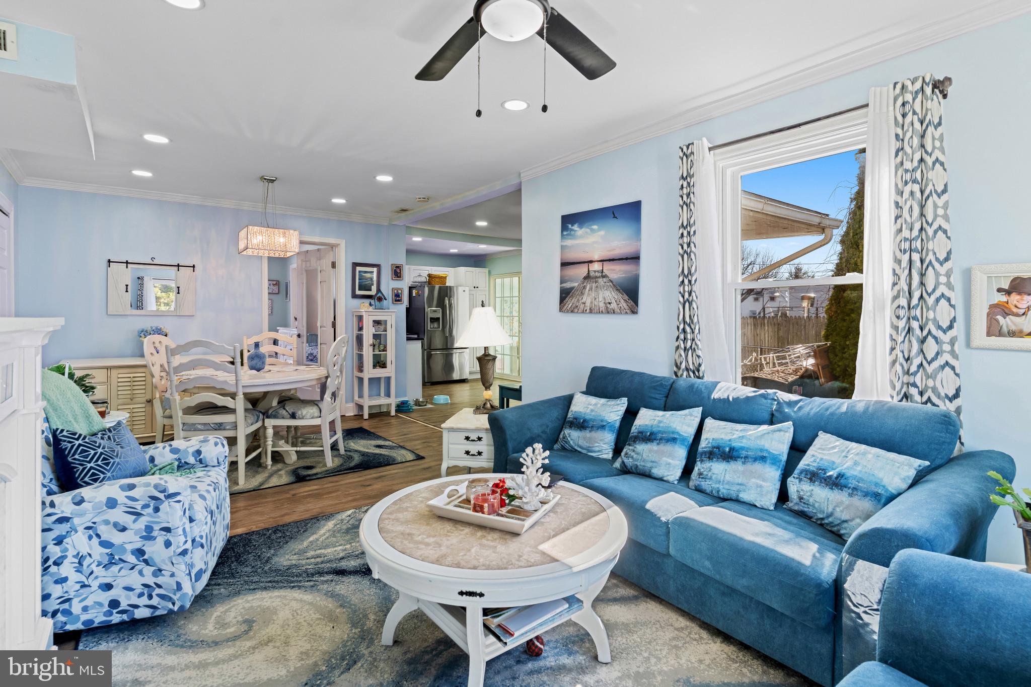 2409 Woodridge Road Baltimore, MD 21219 - Photo 2 of 34