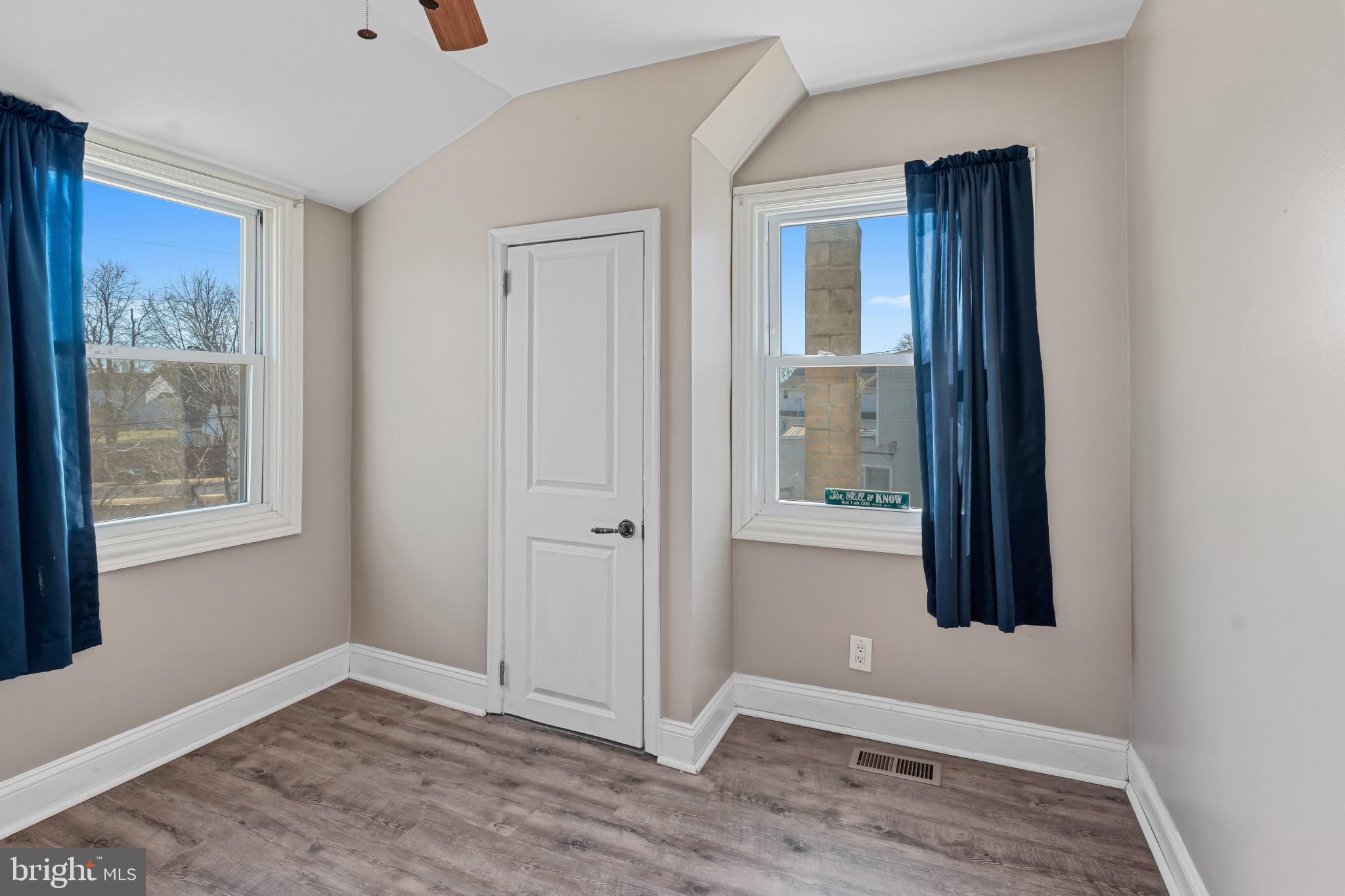 2409 Woodridge Road Baltimore, MD 21219 - Photo 25 of 34