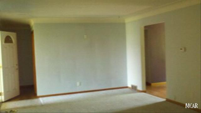2772 Dean Road Lambertville, MI 48144 - Photo 4 of 7 20016403-3.JPG