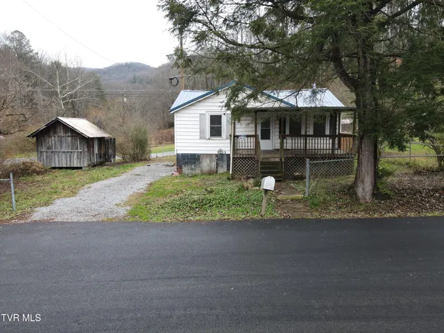 $114,900 | 6250 Josephine Road, Norton, VA 24273