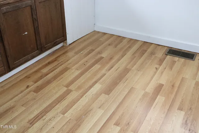 $99,900 | 6250 Josephine Road, Norton, VA 24273