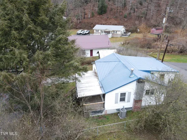 $89,900 | 6250 Josephine Road, Norton, VA 24273